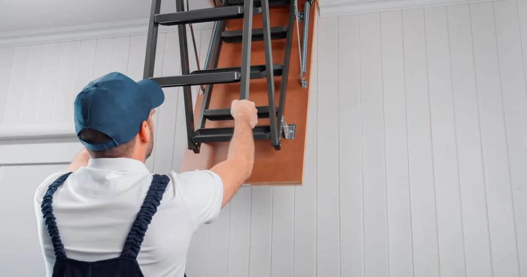 Jak wykończyć schody na strych, by uniknąć kosztownych błędów?