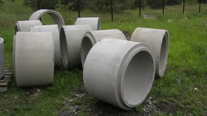 Krąg betonowy 120: Zastosowania i parametry w budownictwie