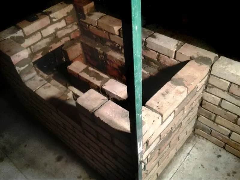 Jak zbudować piec z cegły szamotowej – uniknij najczęstszych błędów