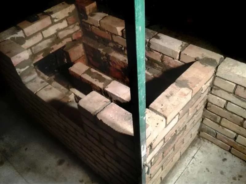 Jak zbudować piec z cegły szamotowej – uniknij najczęstszych błędów Jak zbudować piec z cegły szamotowej – uniknij najczęstszych błędów