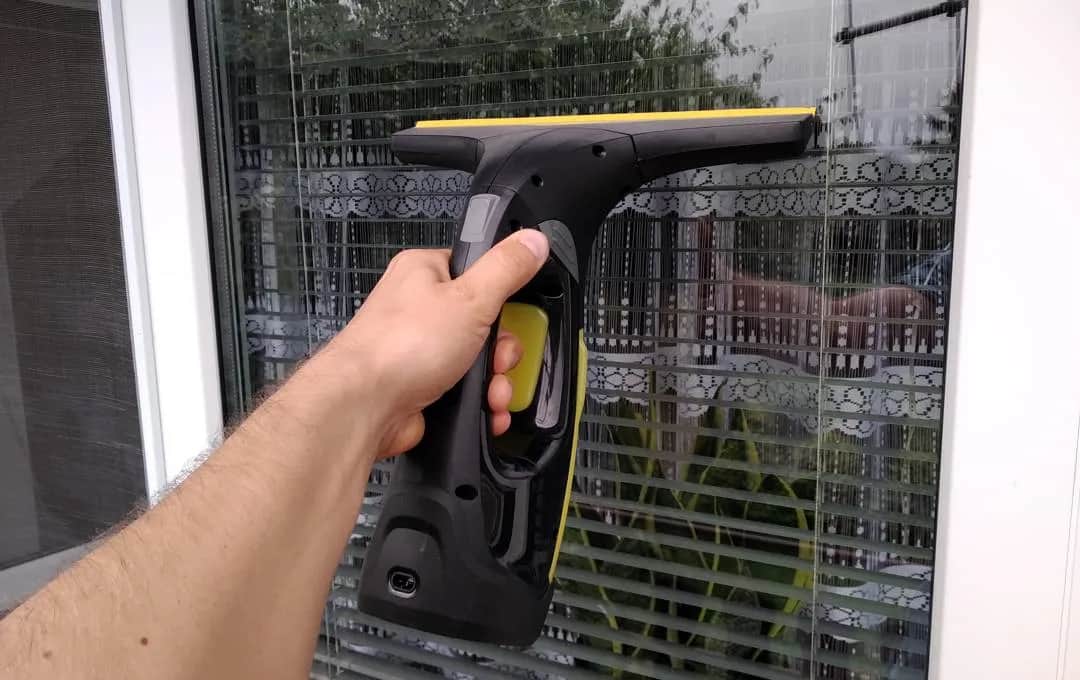 Jak używać myjki do okien Vileda, aby uzyskać idealnie czyste szyby