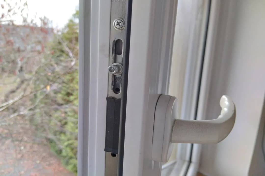 Jak zmienić okno na zimowe: 6 kroków do ciepłego domu