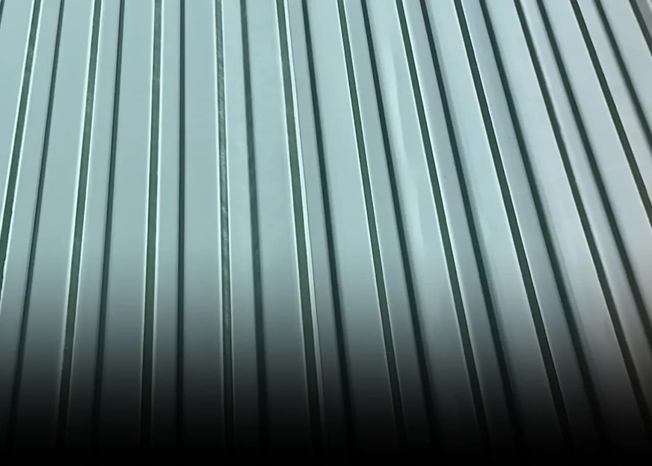 Czym pomalować dach z blachy, aby uniknąć kosztownych błędów? Czym pomalować dach z blachy, aby uniknąć kosztownych błędów?