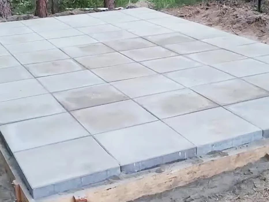 Bloczki betonowe pod garaż: Jak przygotować stabilne podłoże